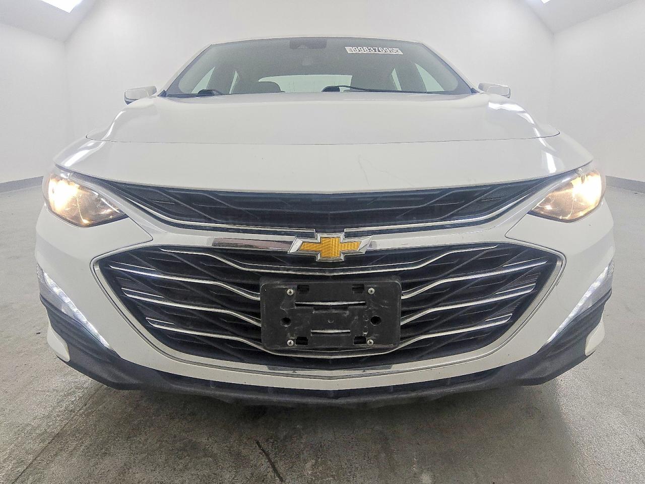 2023 CHEVROLET MALIBU LT photo 5