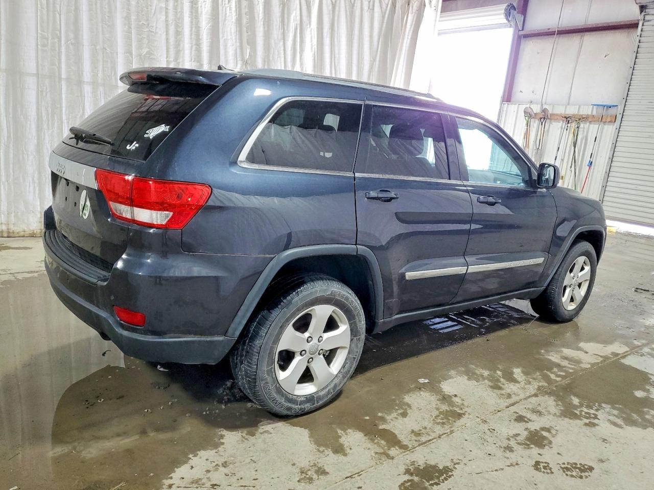 2012 JEEP GRAND CHEROKEE LAREDO photo 3