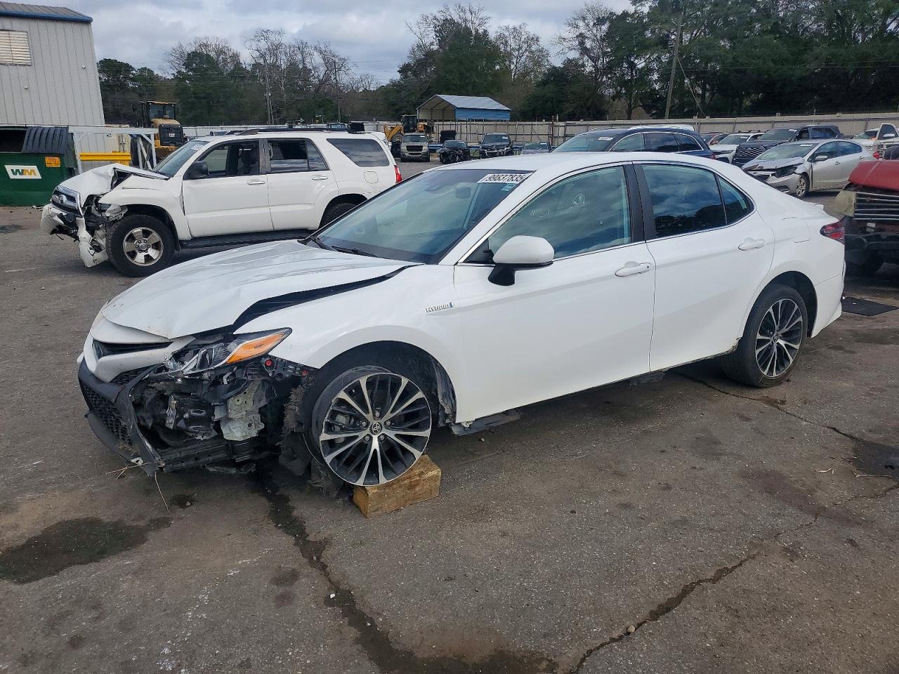 2020 TOYOTA CAMRY