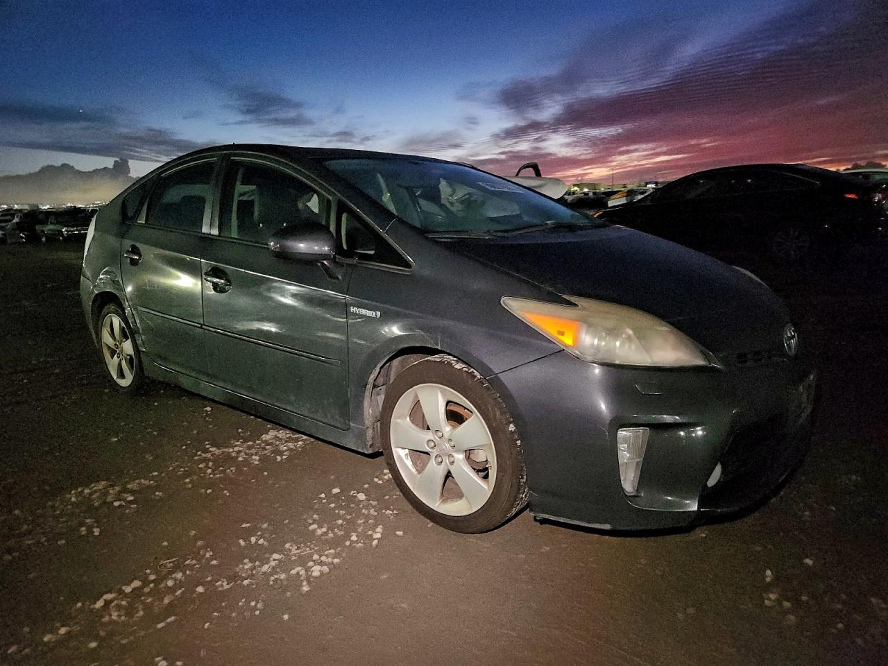 2012 TOYOTA PRIUS photo 4