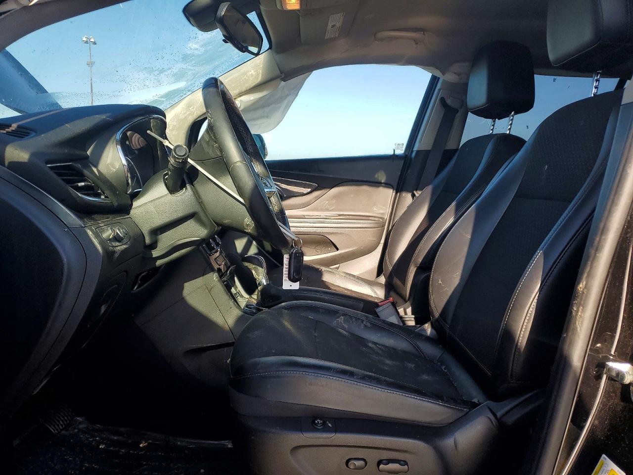 2019 BUICK ENCORE SPORT TOURING photo 13
