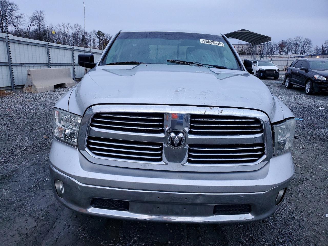 2014 RAM 1500 SLT photo 9