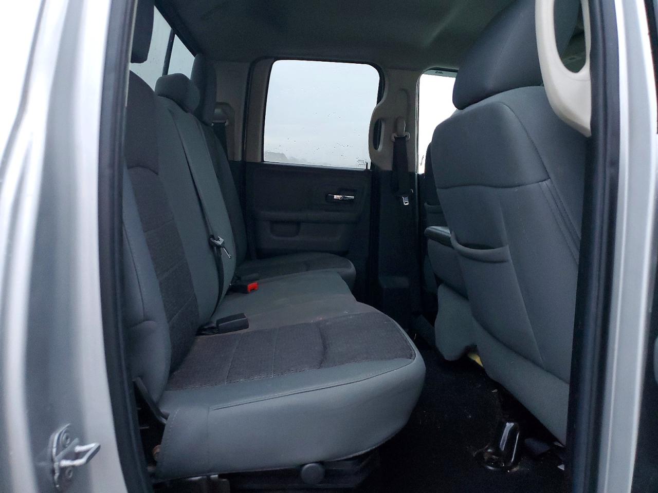 2014 RAM 1500 SLT photo 19