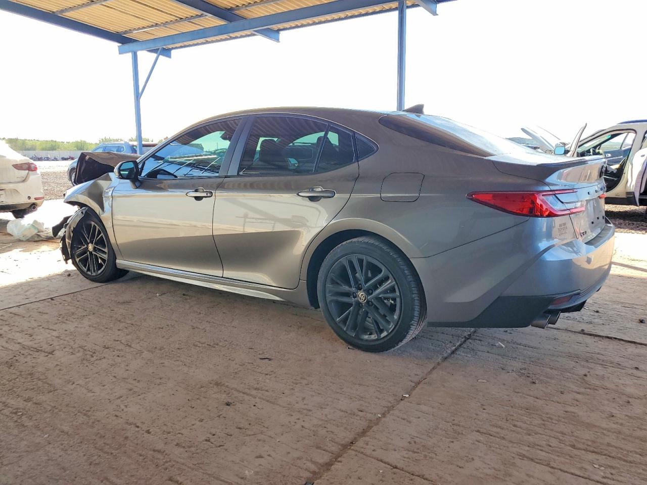 2025 TOYOTA CAMRY XSE photo 2