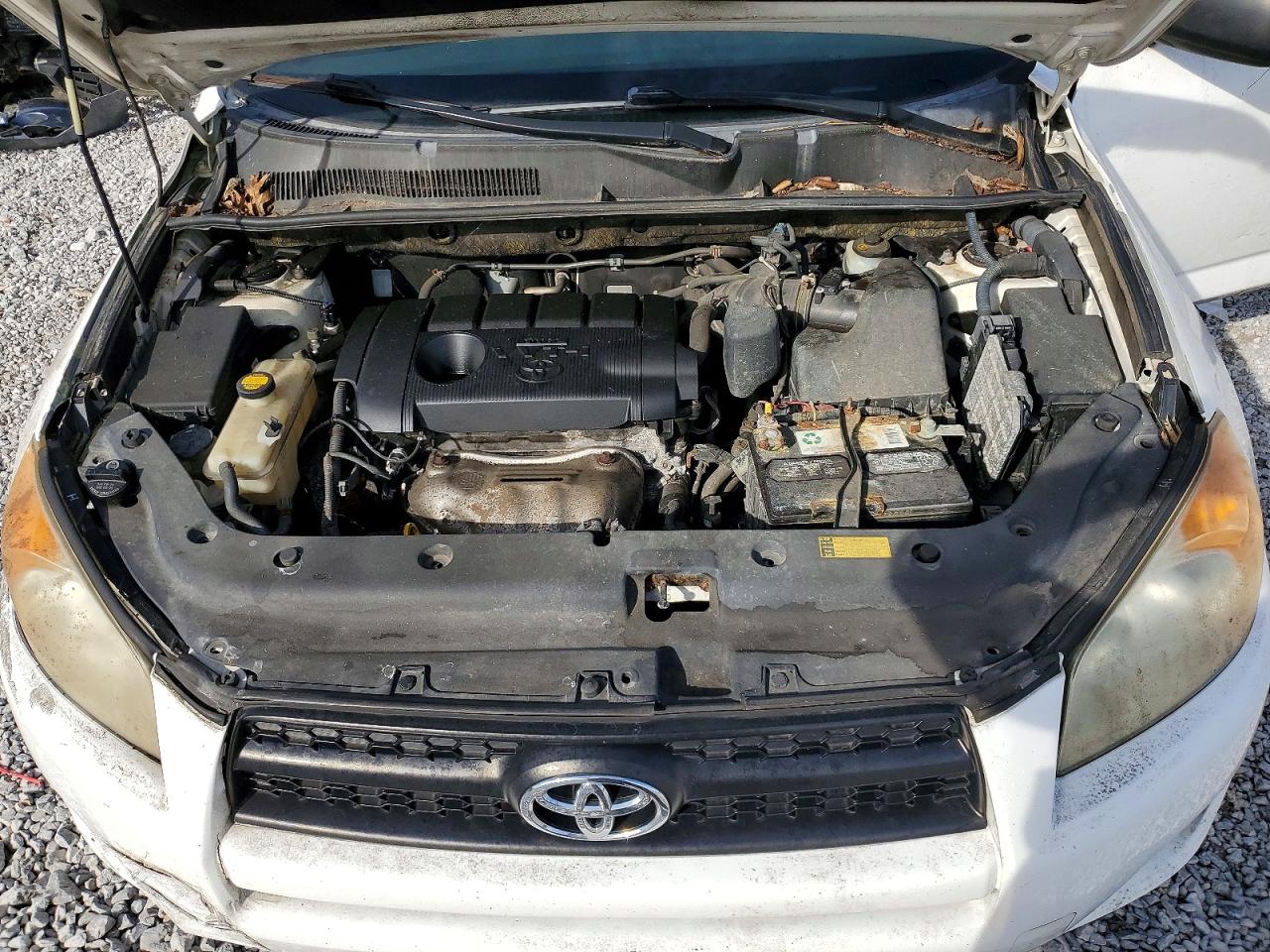 2011 TOYOTA RAV4 BASE photo 12