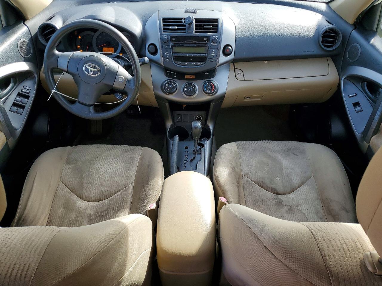 2011 TOYOTA RAV4 BASE photo 8