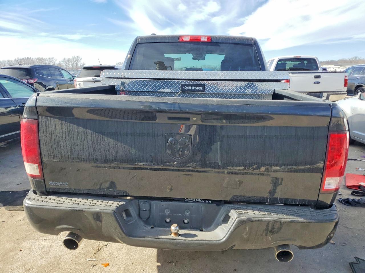 2017 RAM 1500 ST photo 11
