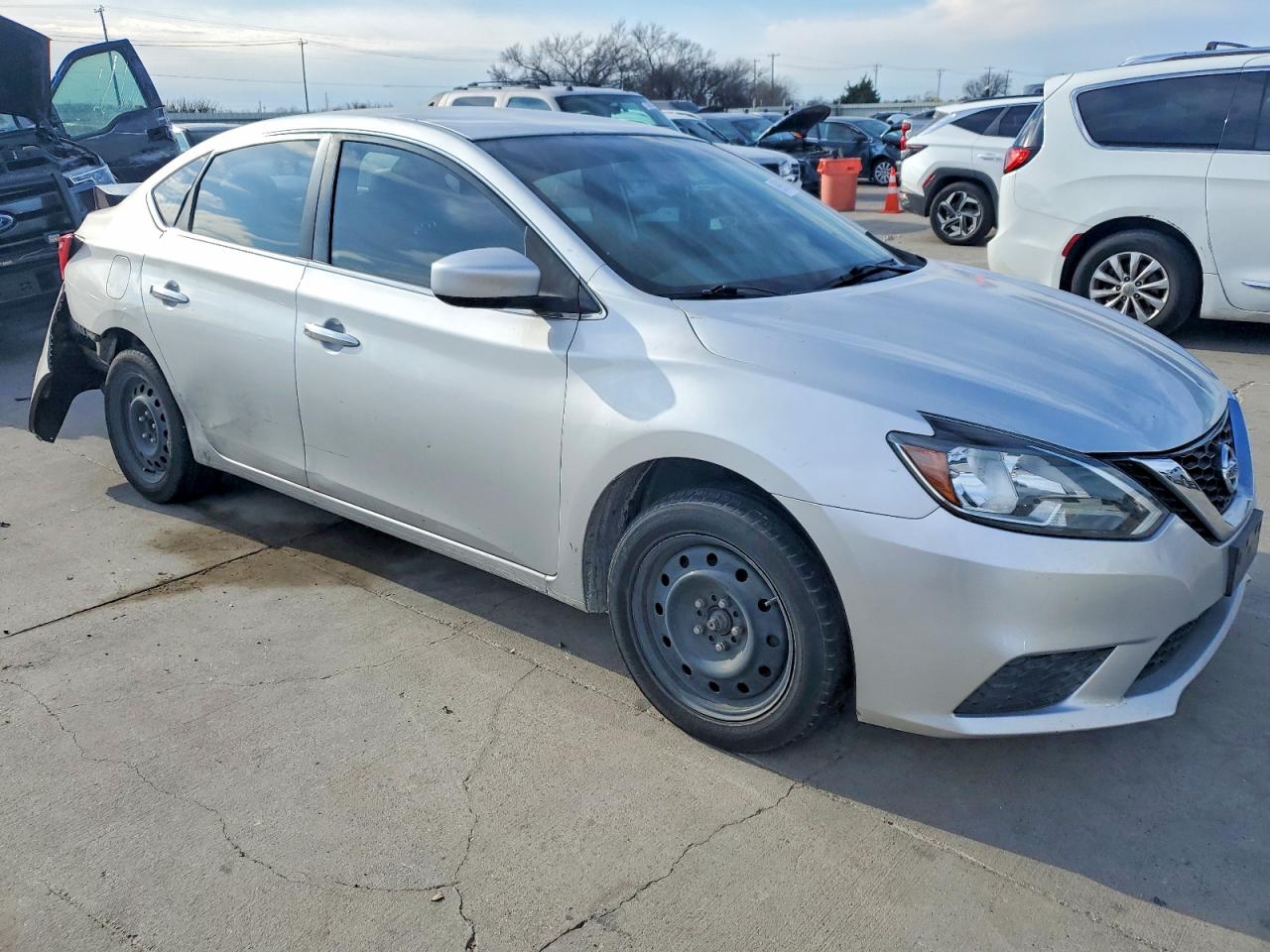 2017 NISSAN SENTRA S photo 4