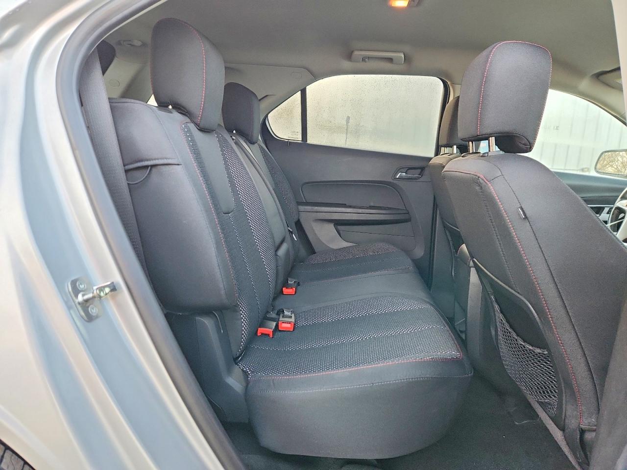 2015 CHEVROLET EQUINOX LT photo 11