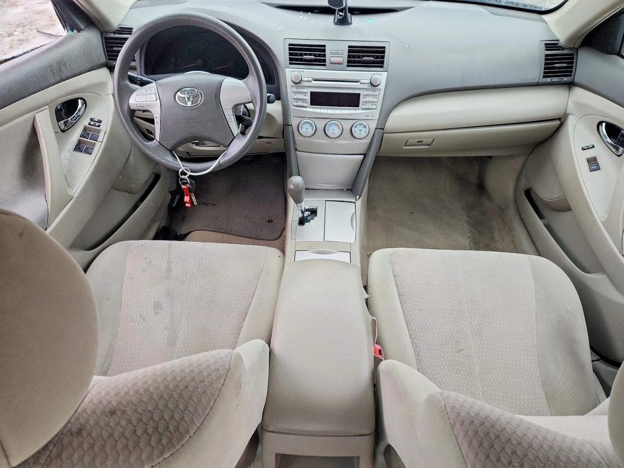2011 TOYOTA CAMRY BASE photo 8