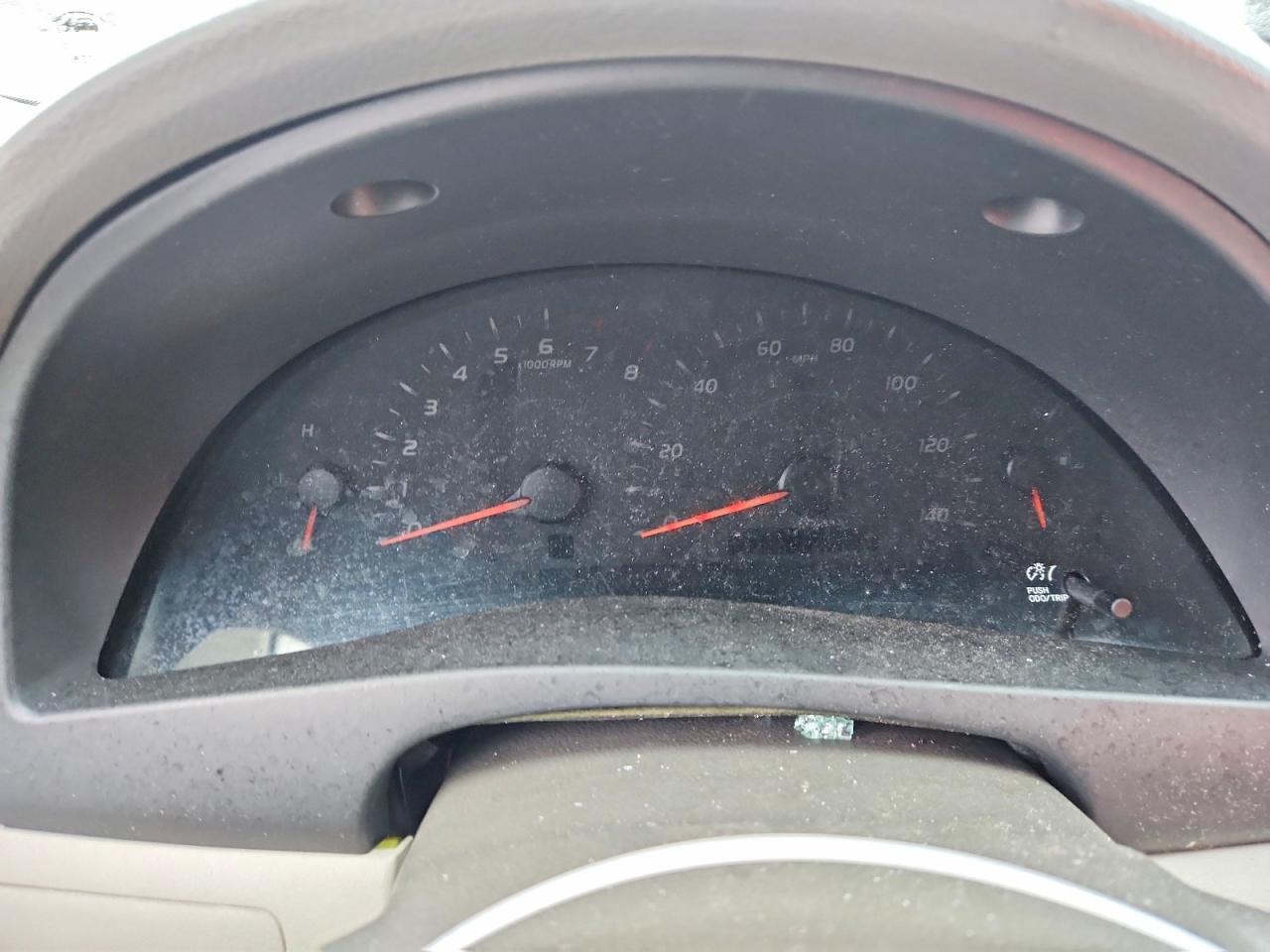 2011 TOYOTA CAMRY BASE photo 9
