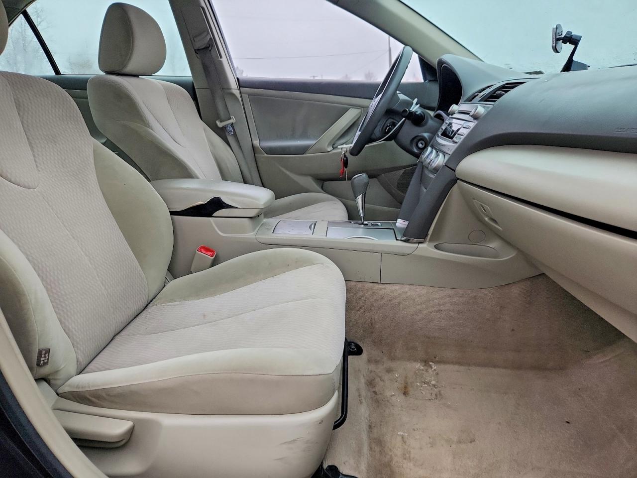 2011 TOYOTA CAMRY BASE photo 7