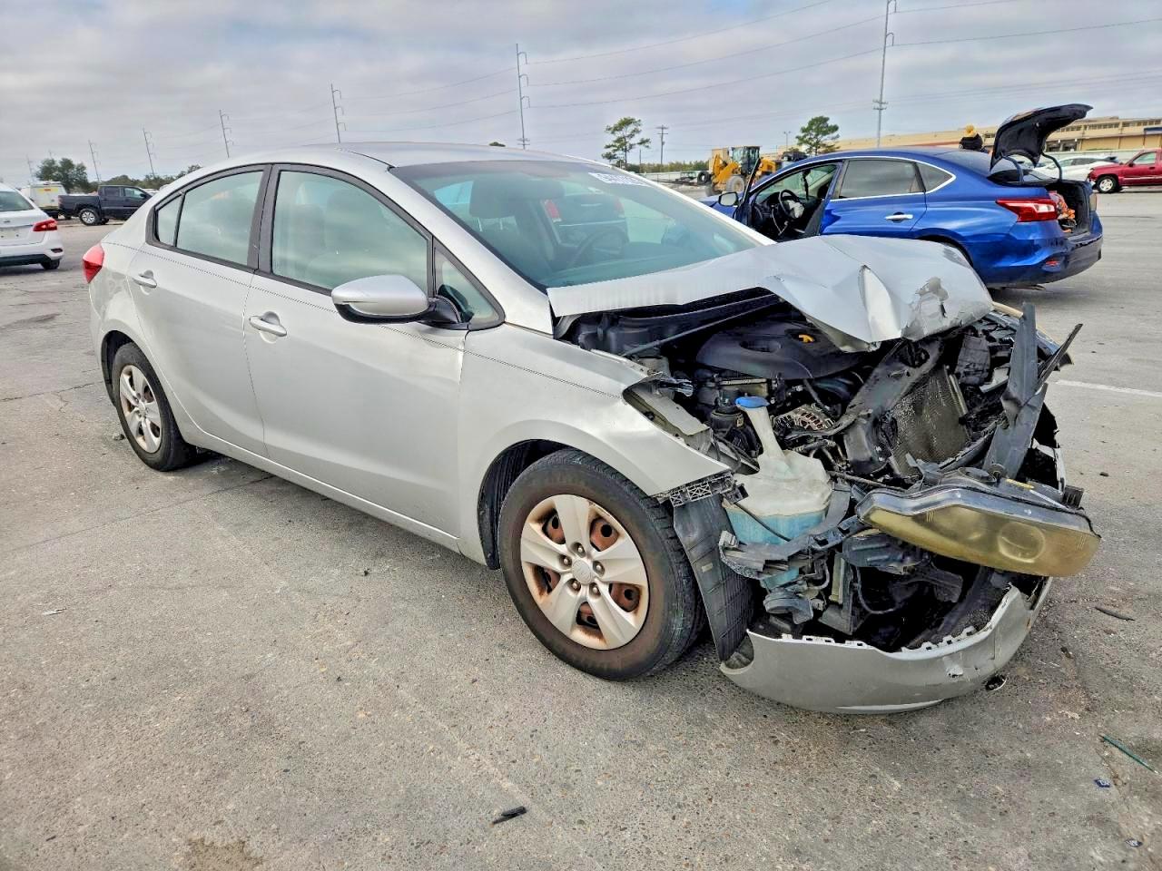 2015 KIA FORTE LX photo 4