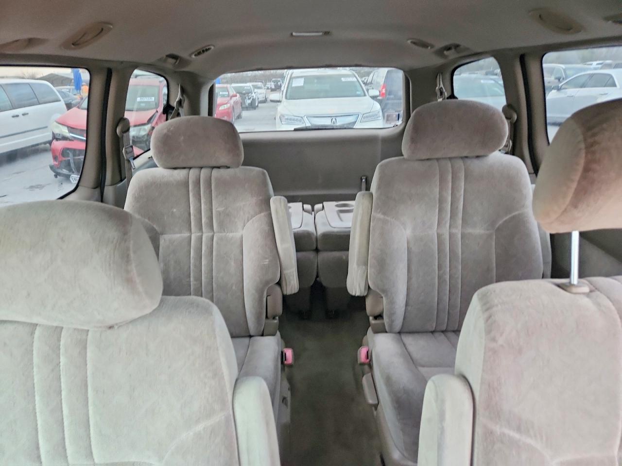 2000 TOYOTA SIENNA LE photo 10