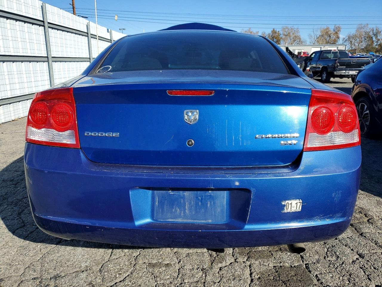 2010 DODGE CHARGER SXT photo 6