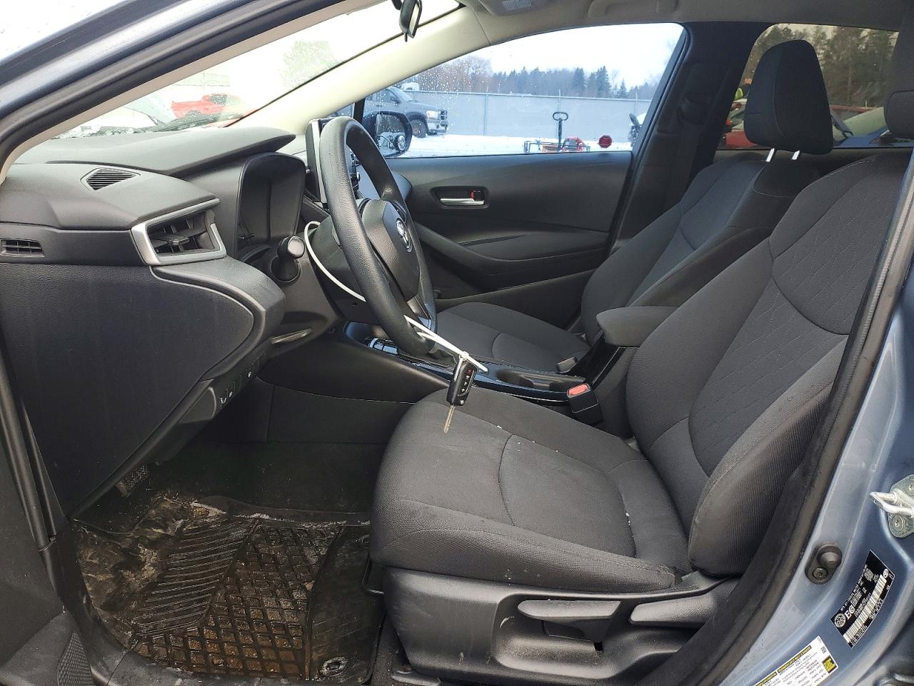 2020 TOYOTA COROLLA LE photo 7