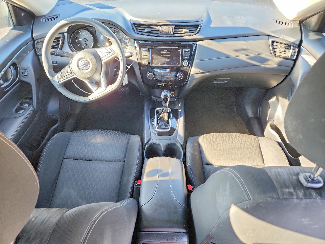 2019 NISSAN ROGUE S photo 8