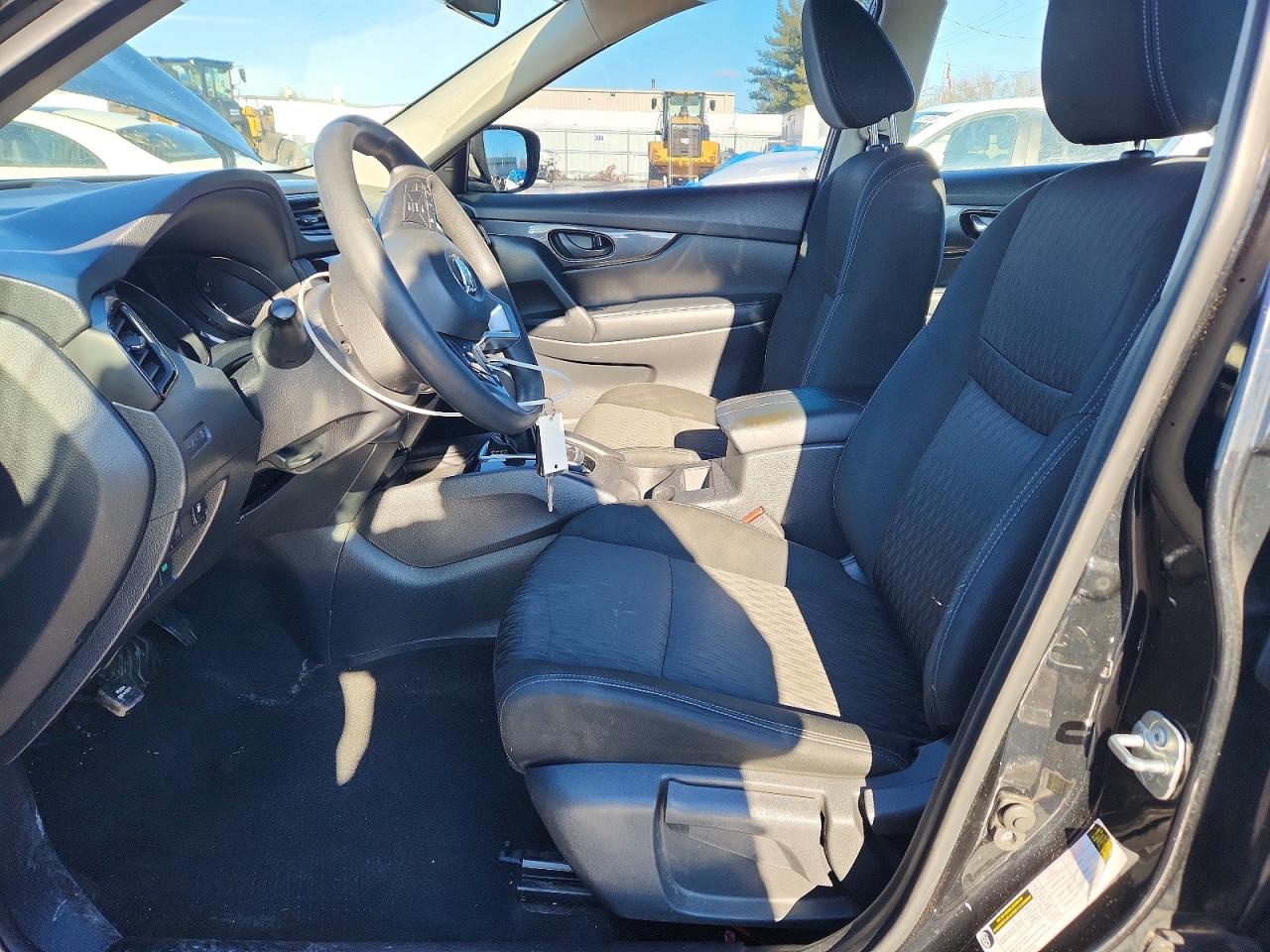 2019 NISSAN ROGUE S photo 7