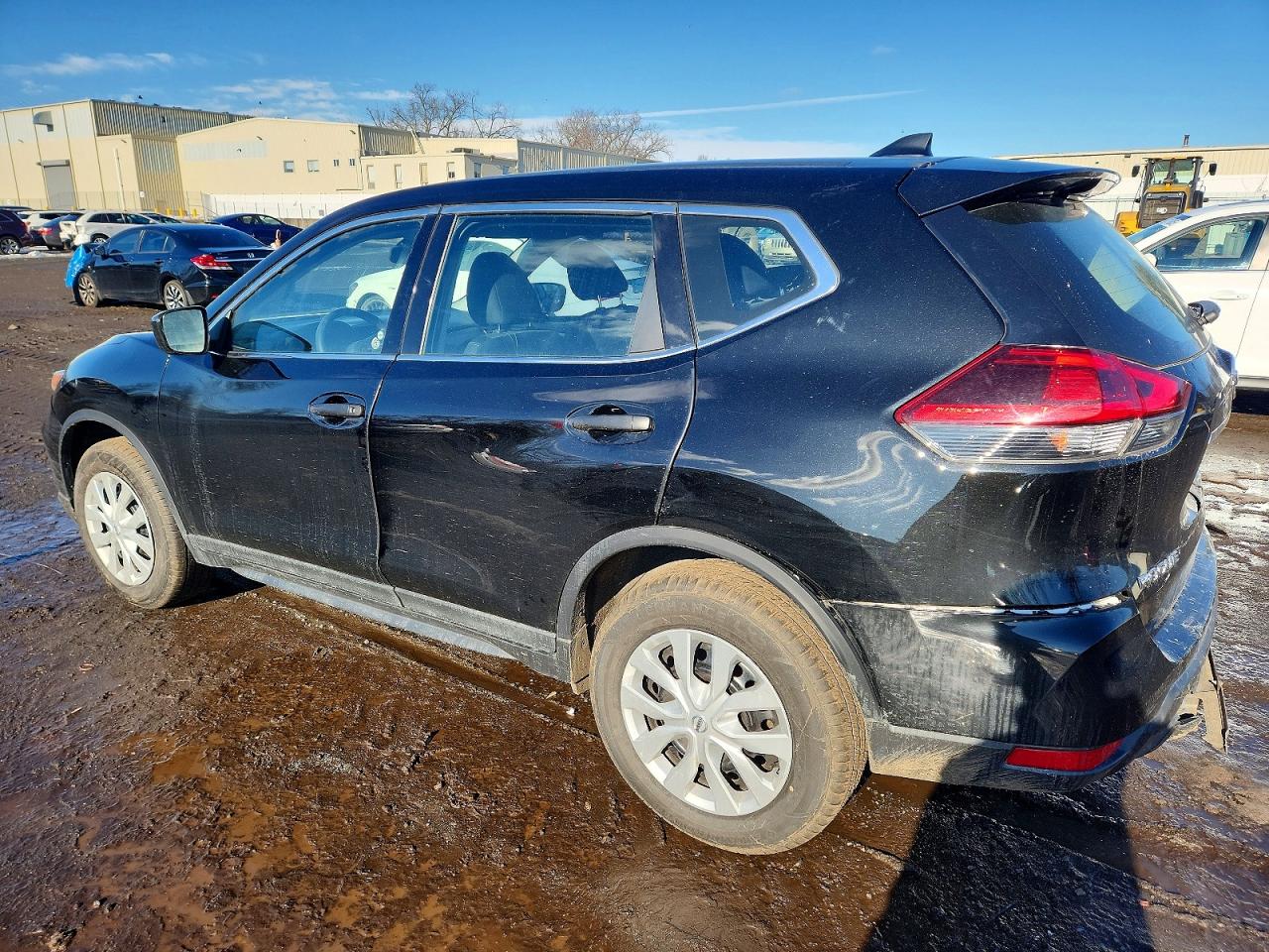 2019 NISSAN ROGUE S photo 2