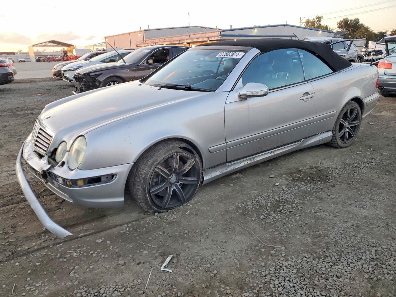 2002 MERCEDES-BENZ CLK