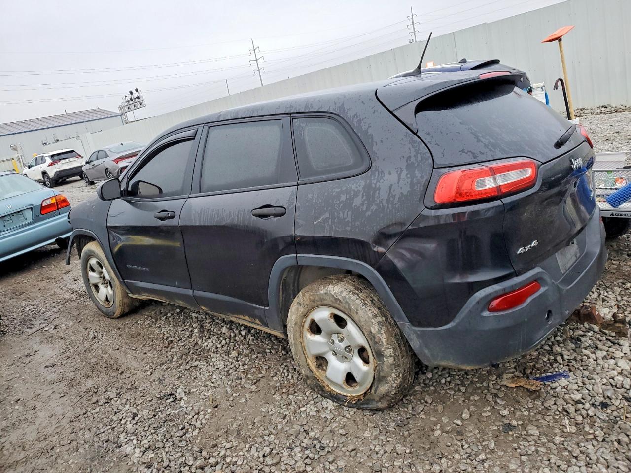 2014 JEEP CHEROKEE SPORT photo 2