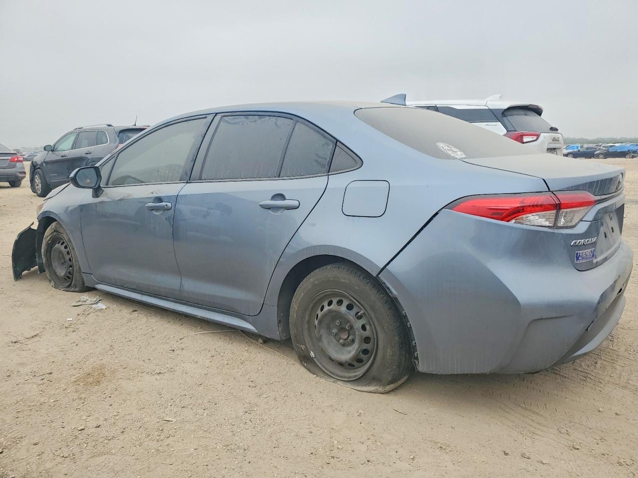 2021 TOYOTA COROLLA L photo 2
