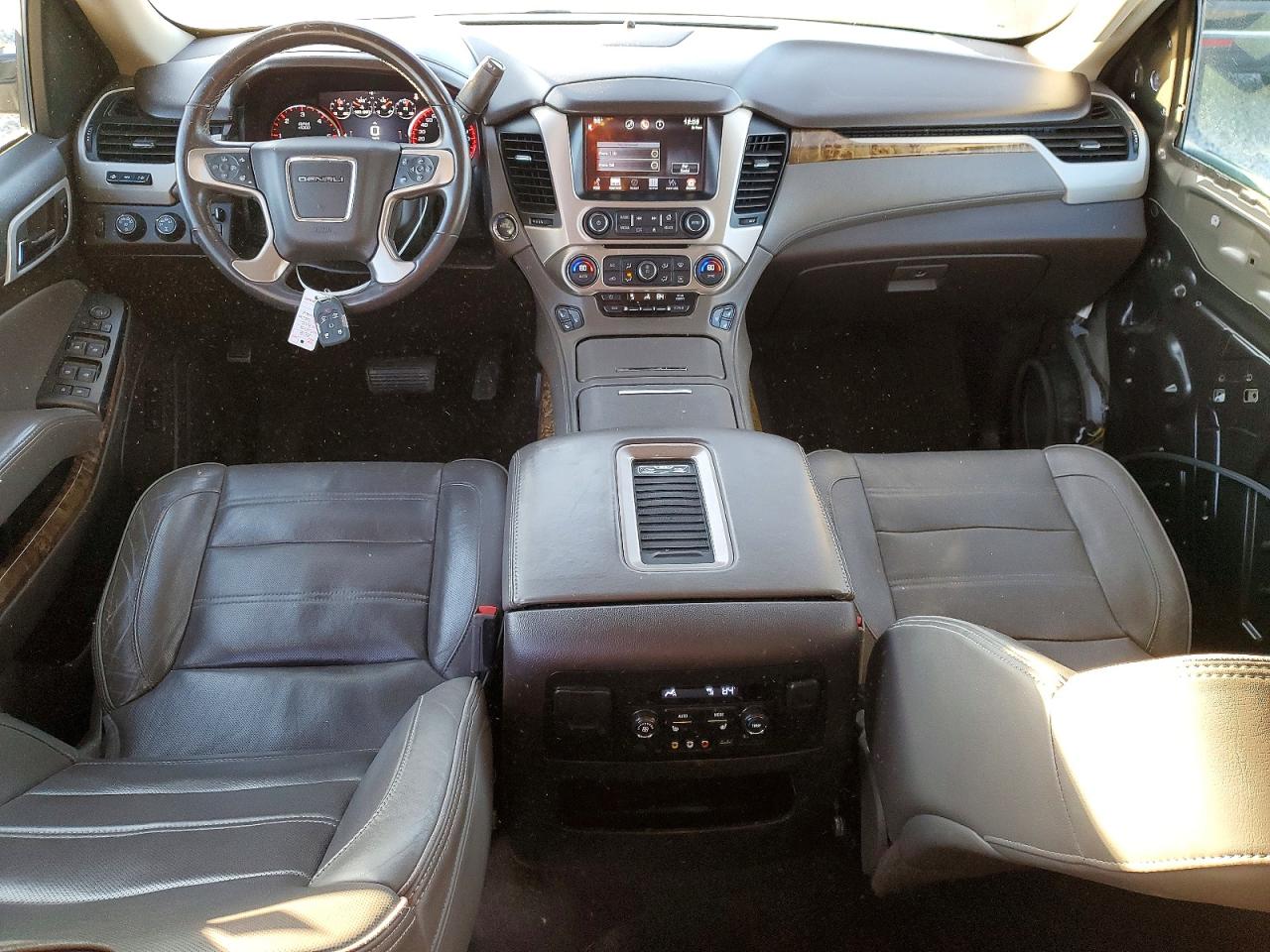 2015 GMC YUKON XL DENALI photo 8