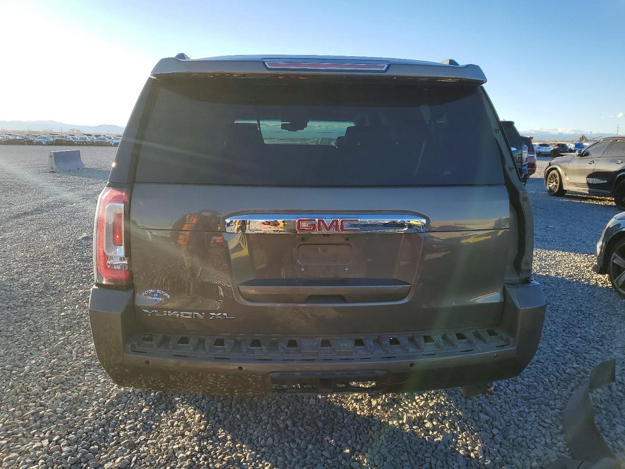 2015 GMC YUKON XL DENALI photo 6
