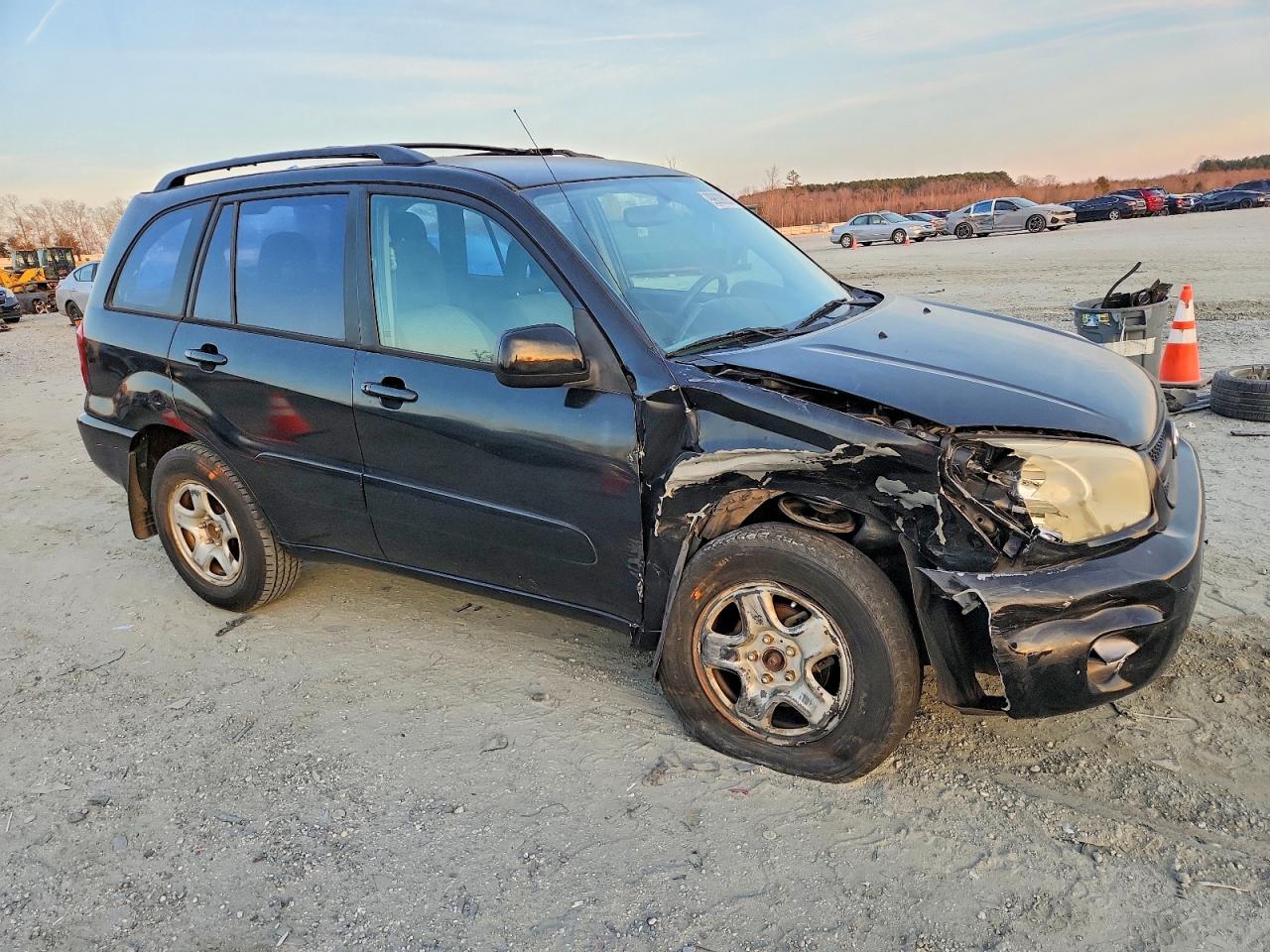 2005 TOYOTA RAV4 photo 4