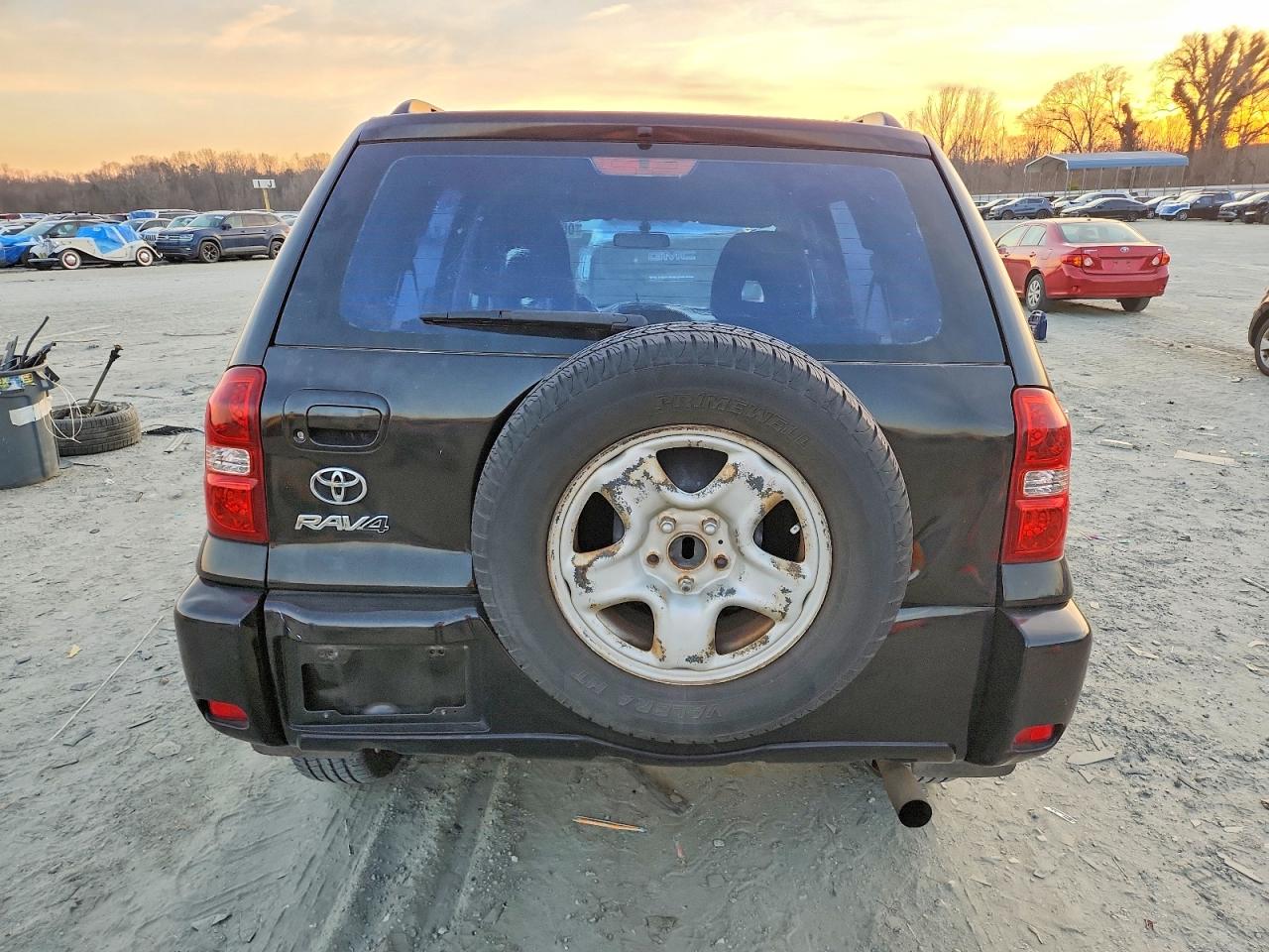 2005 TOYOTA RAV4 photo 6