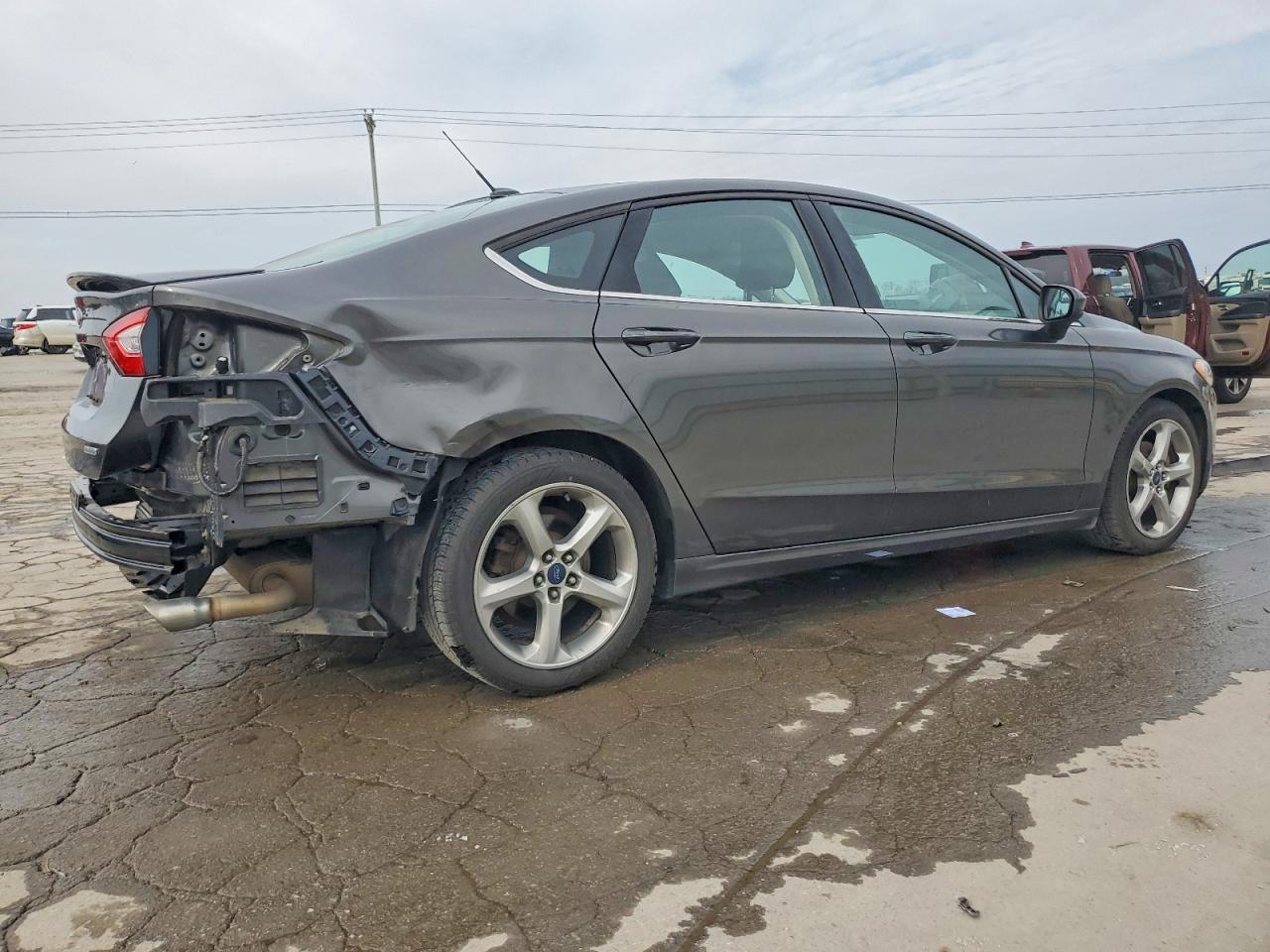 2016 FORD FUSION S photo 3