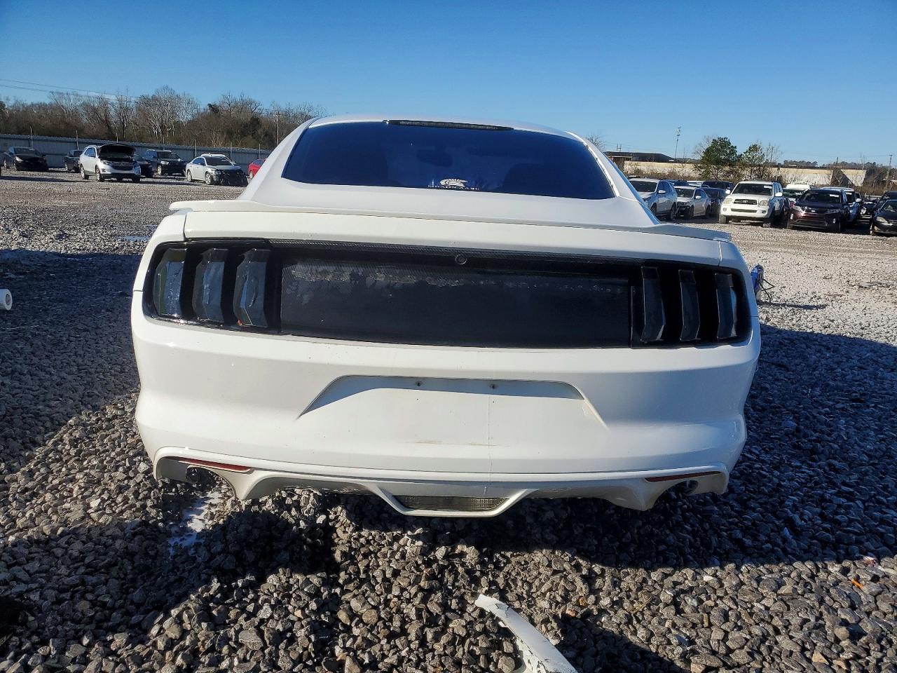 2016 FORD MUSTANG GT photo 11