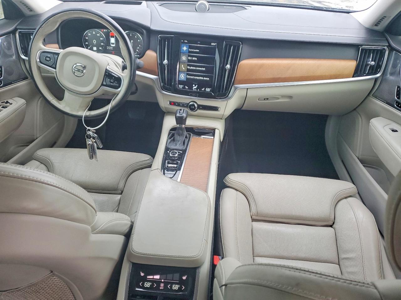 2017 VOLVO S90 T6 INSCRIPTION photo 8