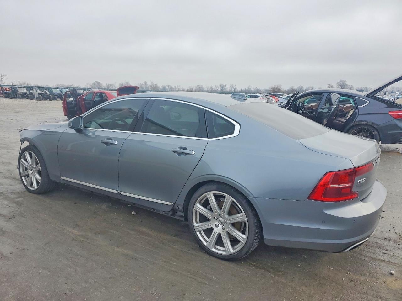 2017 VOLVO S90 T6 INSCRIPTION photo 2