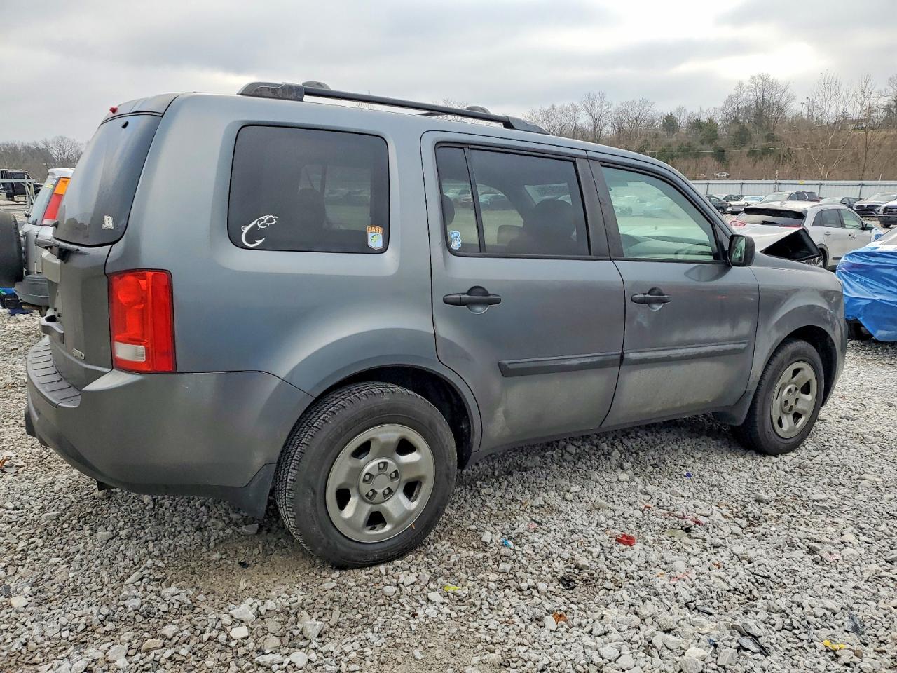 2013 HONDA PILOT LX photo 7
