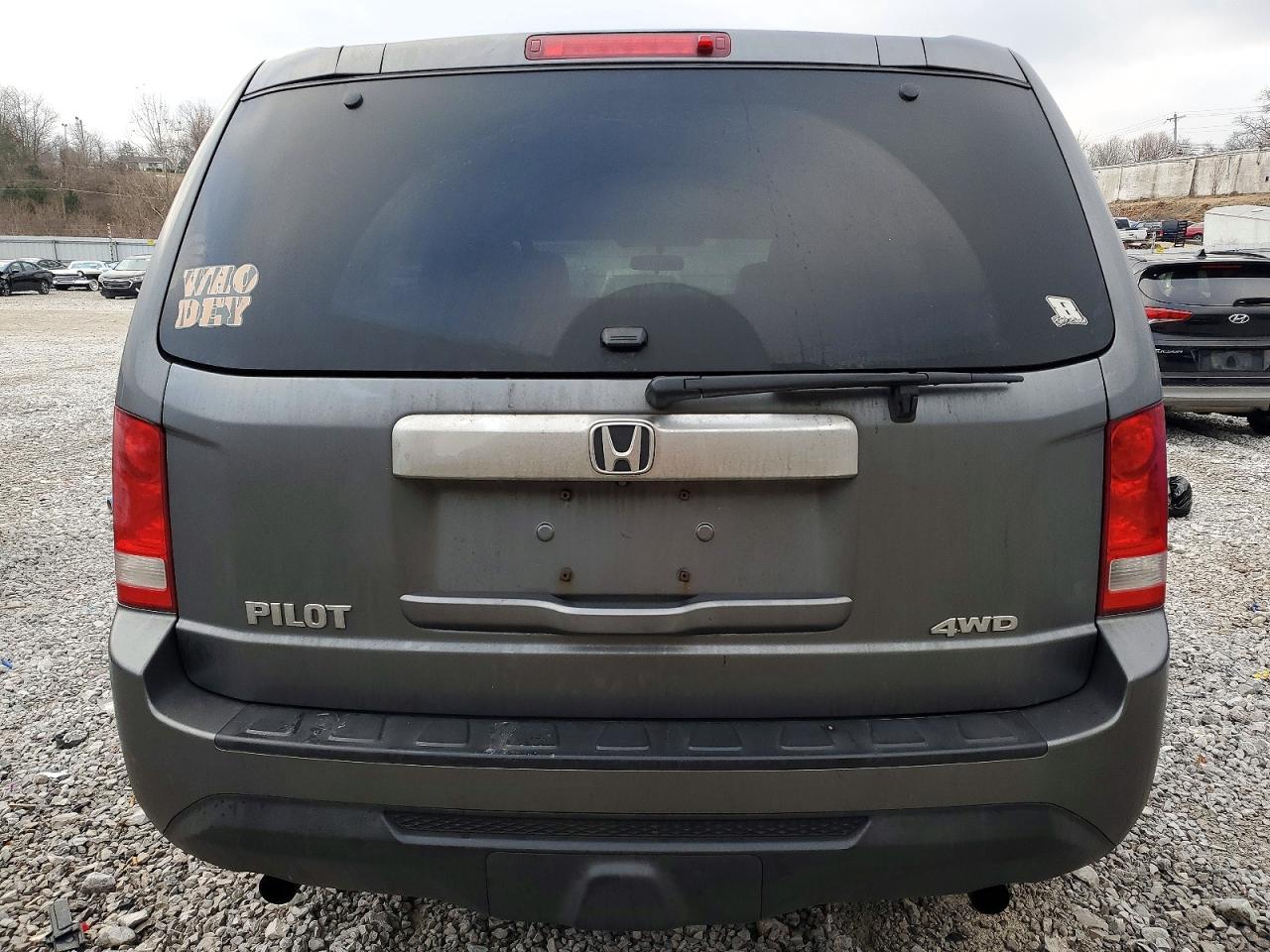 2013 HONDA PILOT LX photo 16