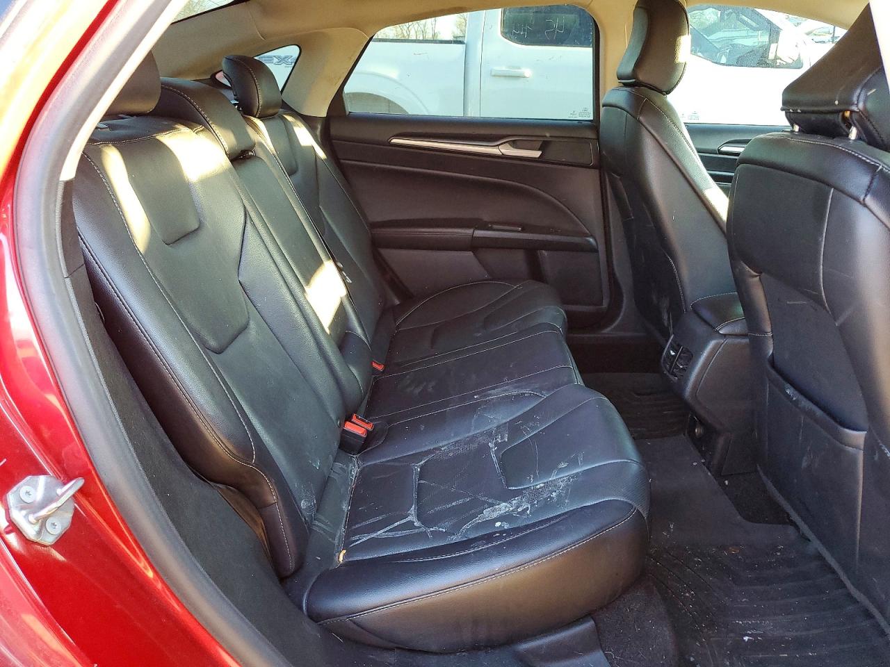 2020 FORD FUSION TITANIUM photo 19