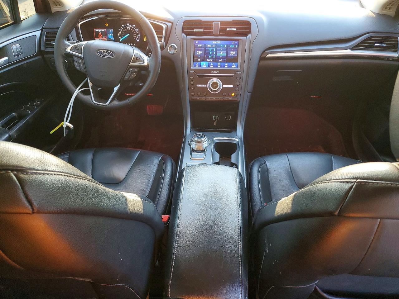 2020 FORD FUSION TITANIUM photo 15