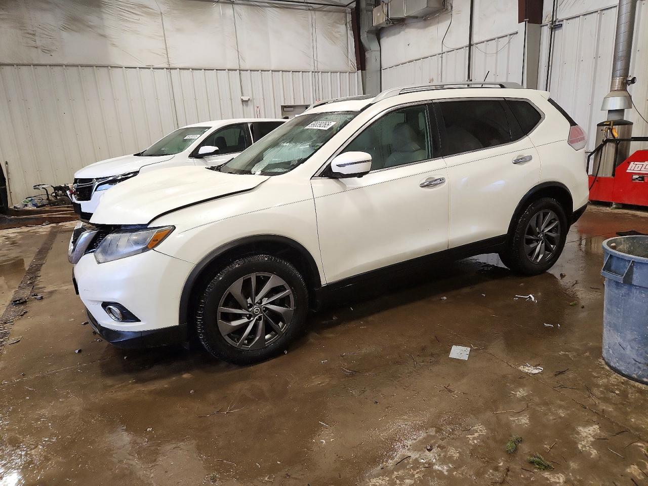 2016 NISSAN ROGUE