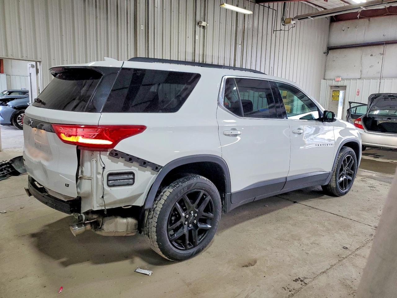 2019 CHEVROLET TRAVERSE LT photo 7
