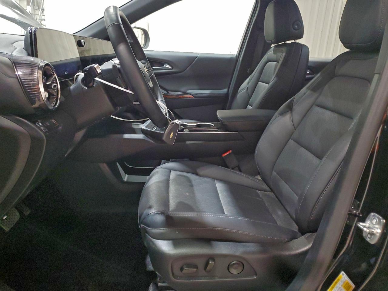 2026 CHEVROLET EQUINOX LT photo 7