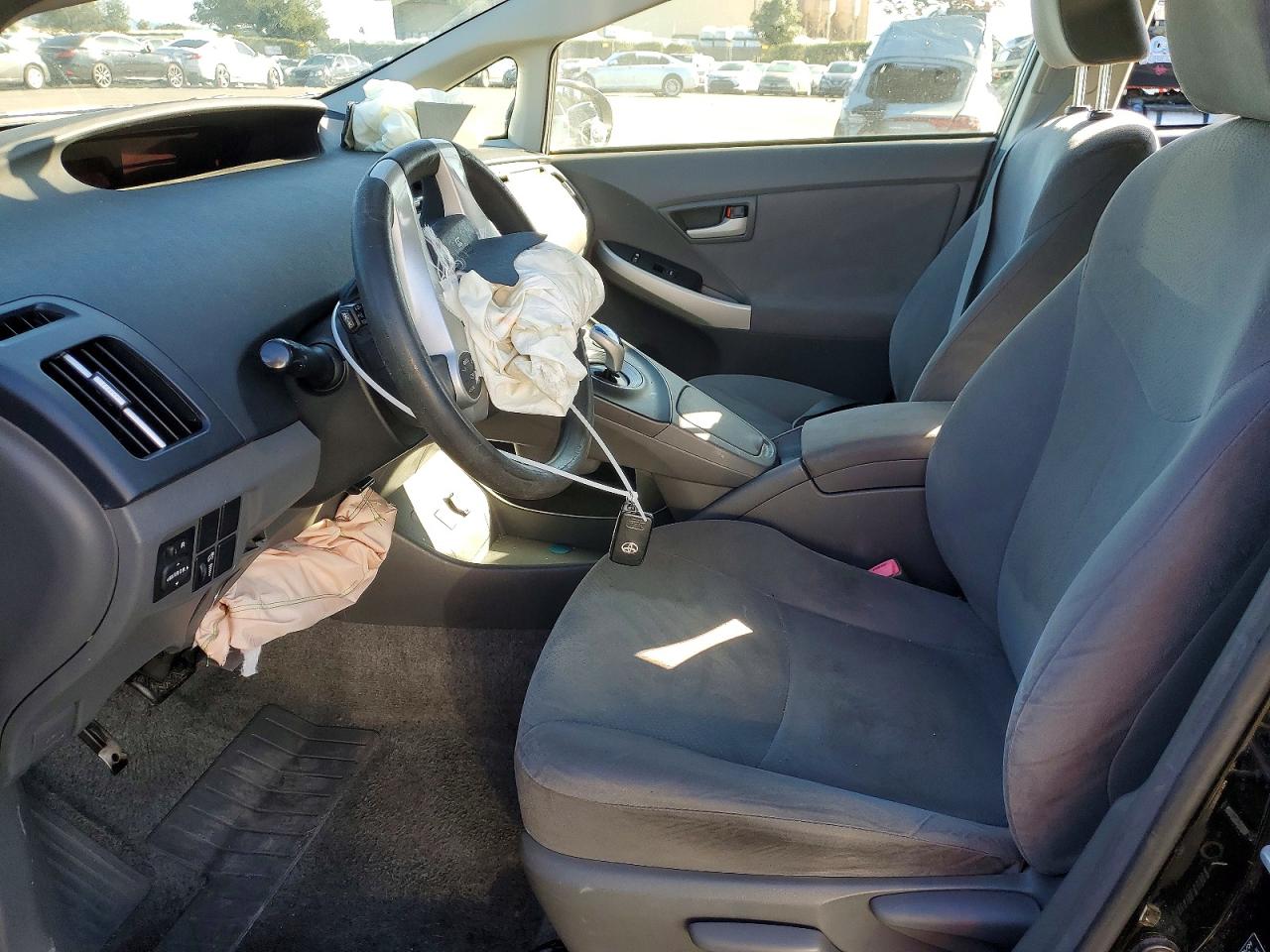 2010 TOYOTA PRIUS photo 7