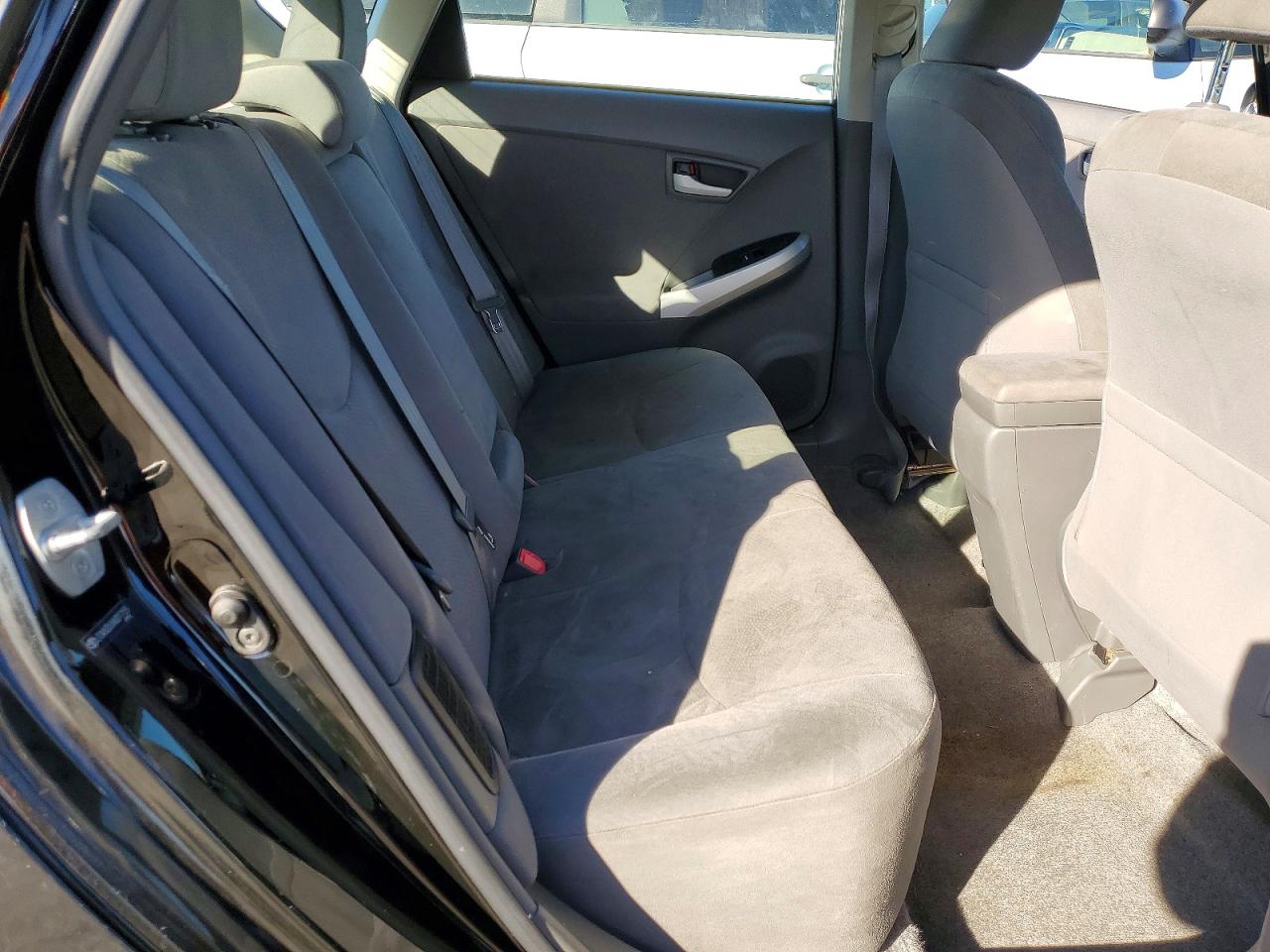 2010 TOYOTA PRIUS photo 10