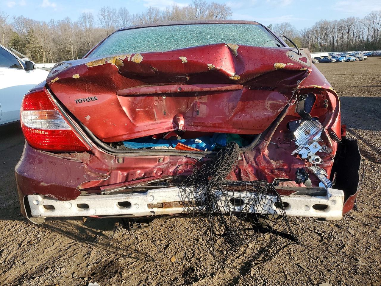 2003 TOYOTA CAMRY LE photo 6