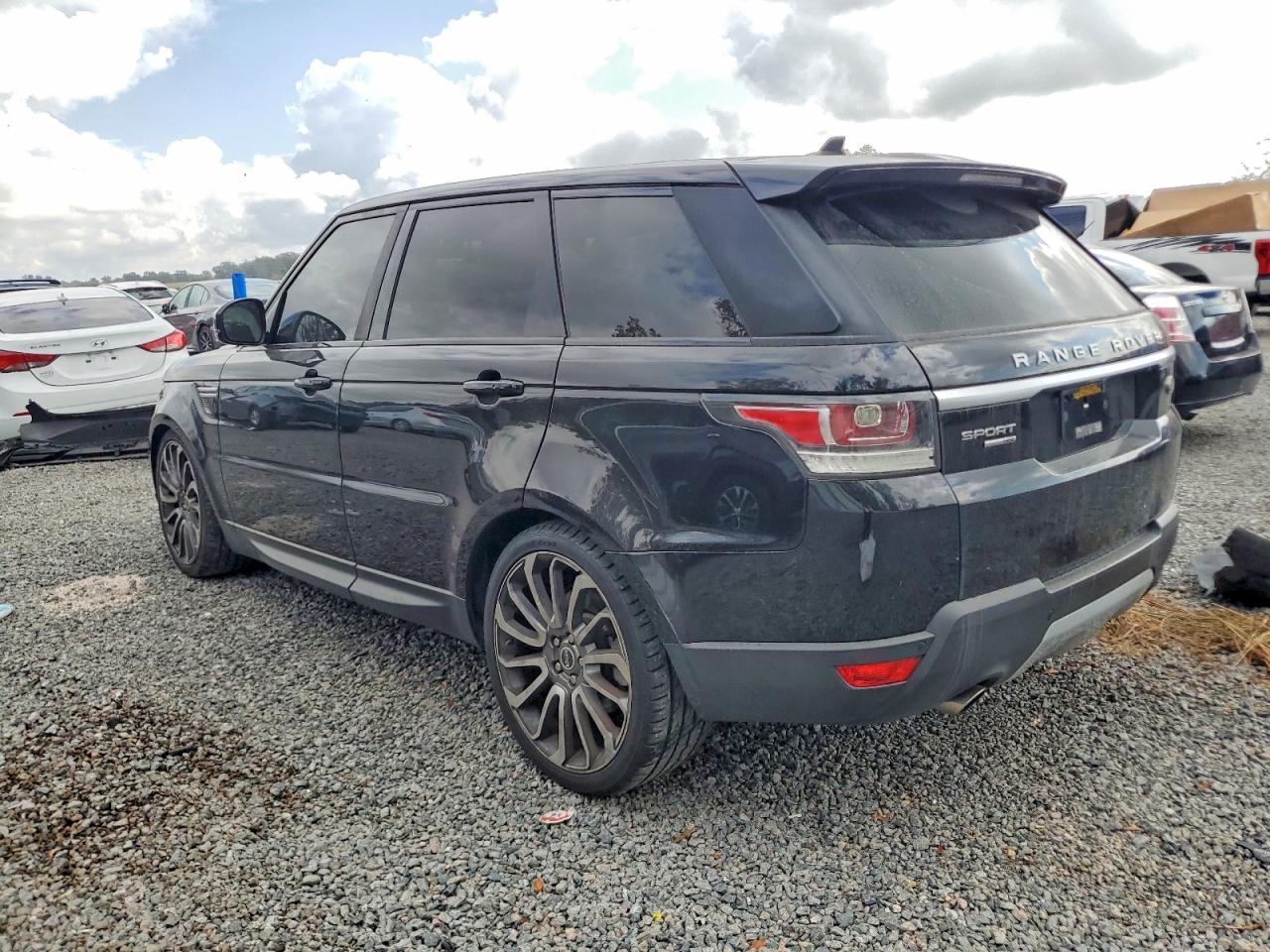 2016 LAND ROVER RANGE ROVER SPORT HSE photo 2