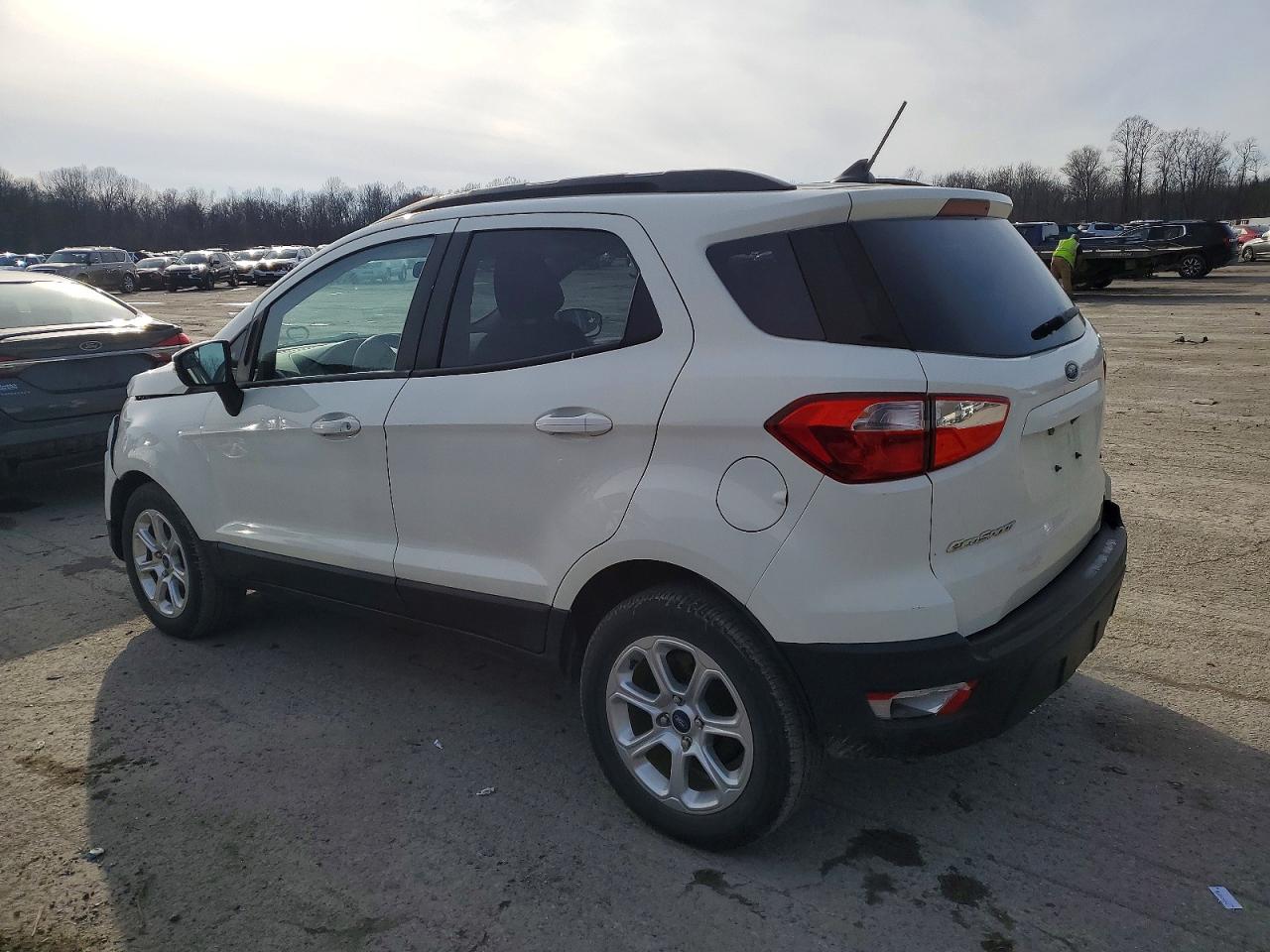 2020 FORD ECOSPORT SE photo 2