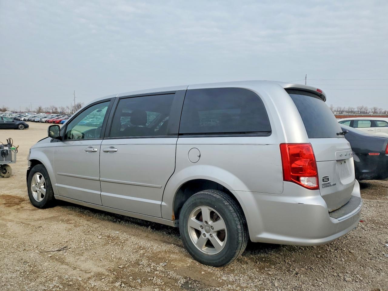 2012 DODGE GRAND CARAVAN SXT photo 4