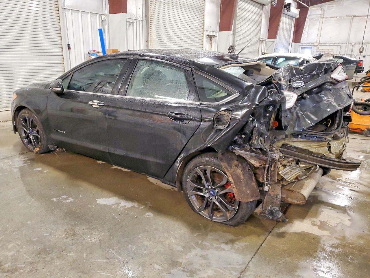 2016 FORD FUSION SE HYBRID photo 2