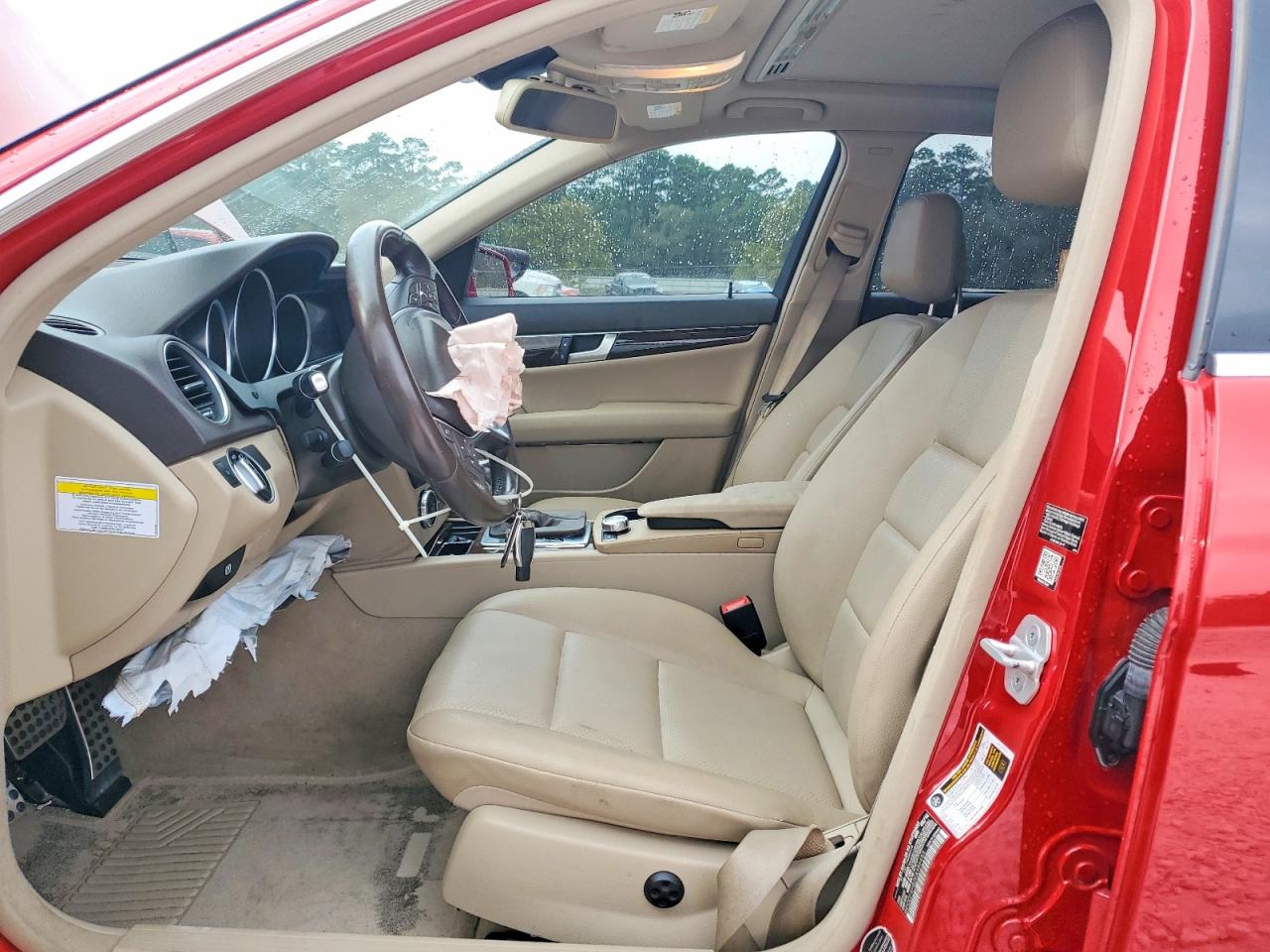 2014 MERCEDES-BENZ C 250 photo 13