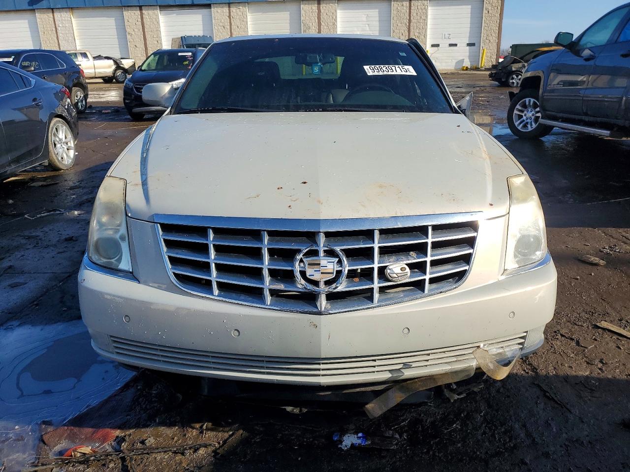 2007 CADILLAC DTS photo 9